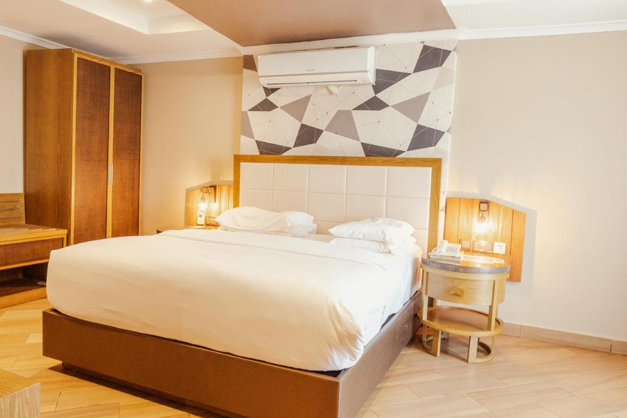 Tanga Beach Resort & Spa 외부 사진