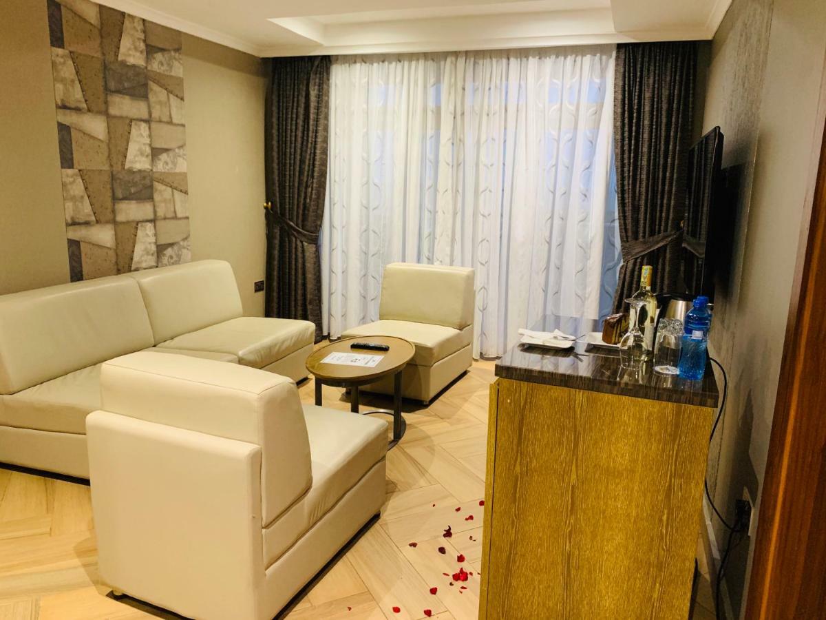 Tanga Beach Resort & Spa 외부 사진