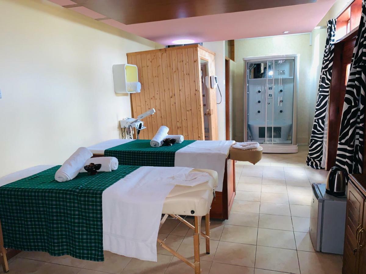 Tanga Beach Resort & Spa 외부 사진